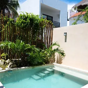 2* Hotel Yax Kiin Casa Boutique